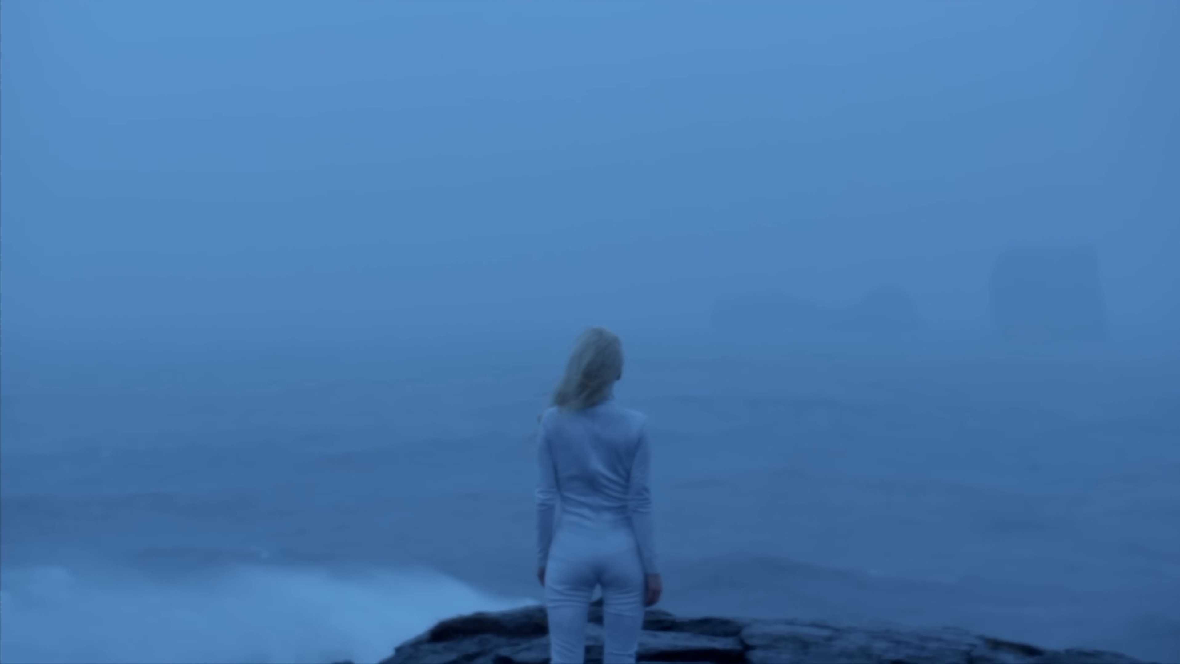 DIVE (2025) —  shot,  lighting