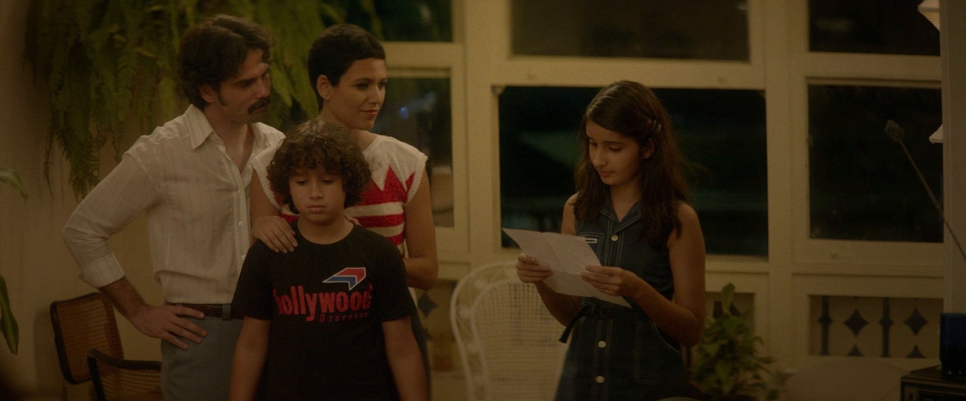 Aquarius (2016) —  shot,  lighting