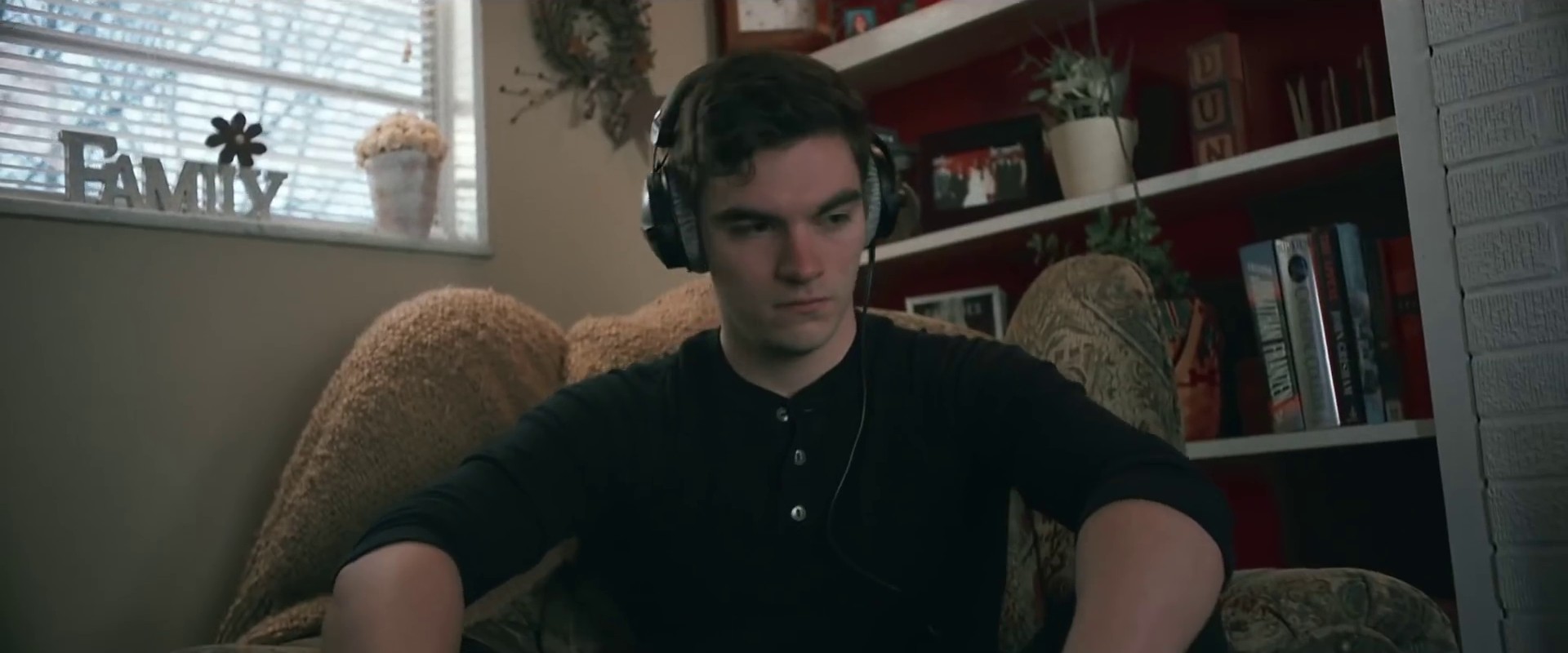 Stressed Out (2015) —  shot,  lighting