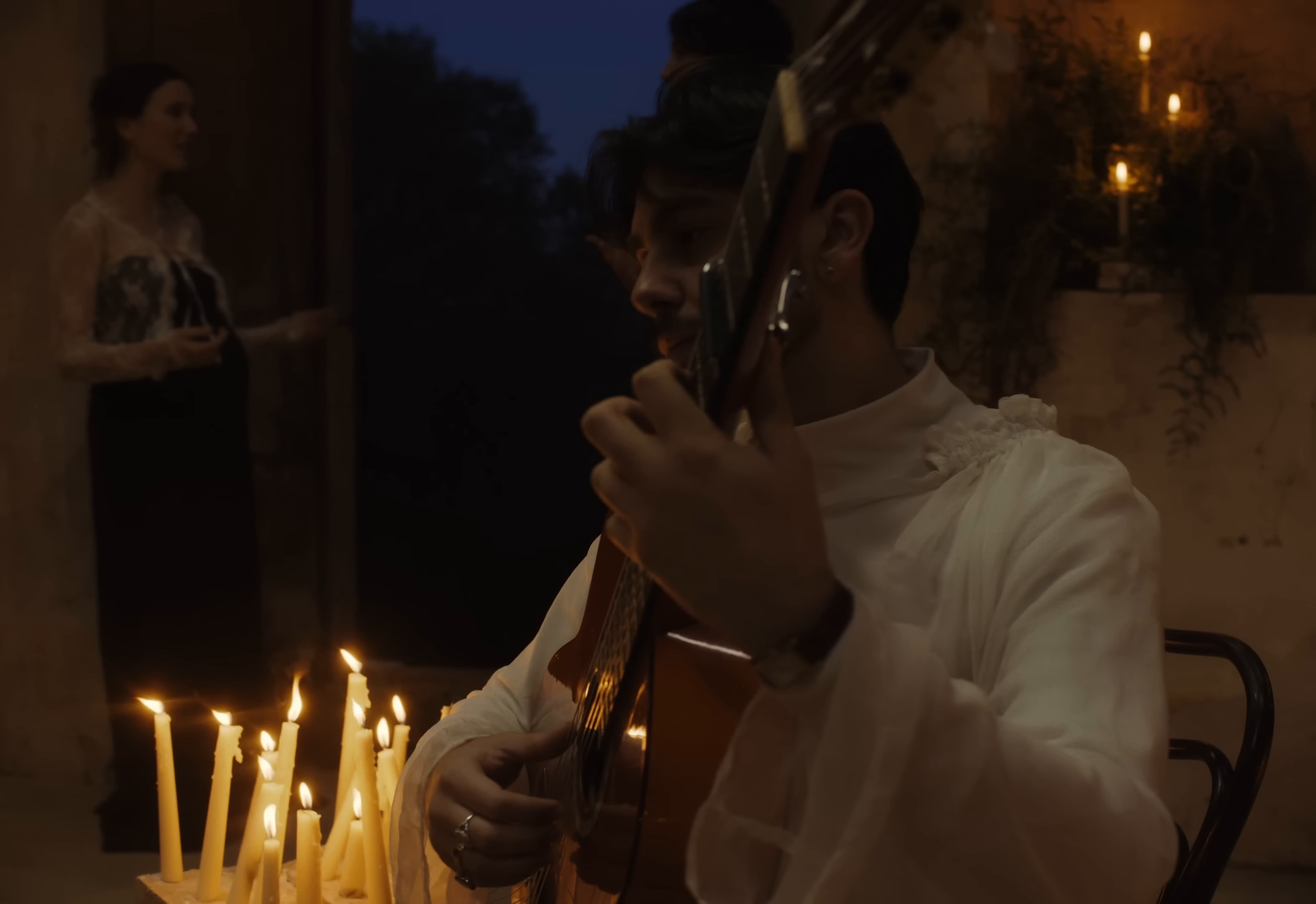 Por qué Será (2024) —  shot,  lighting