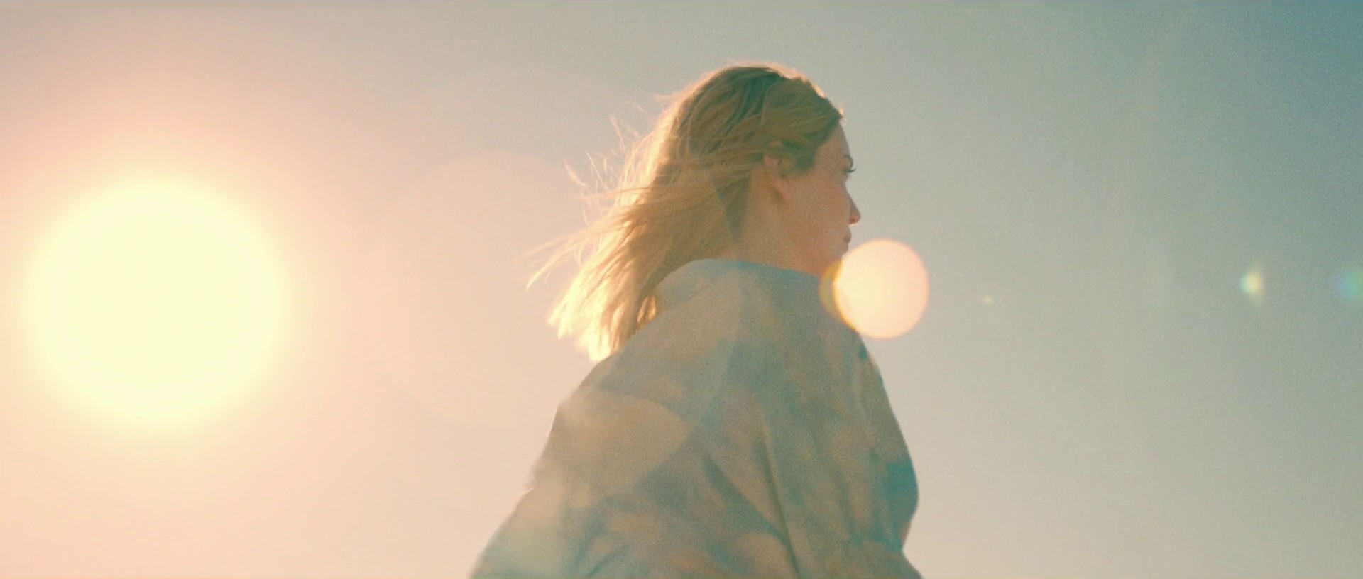 Grow up: “Start a family” – Mercedes-Benz original (2017) —  shot,  lighting