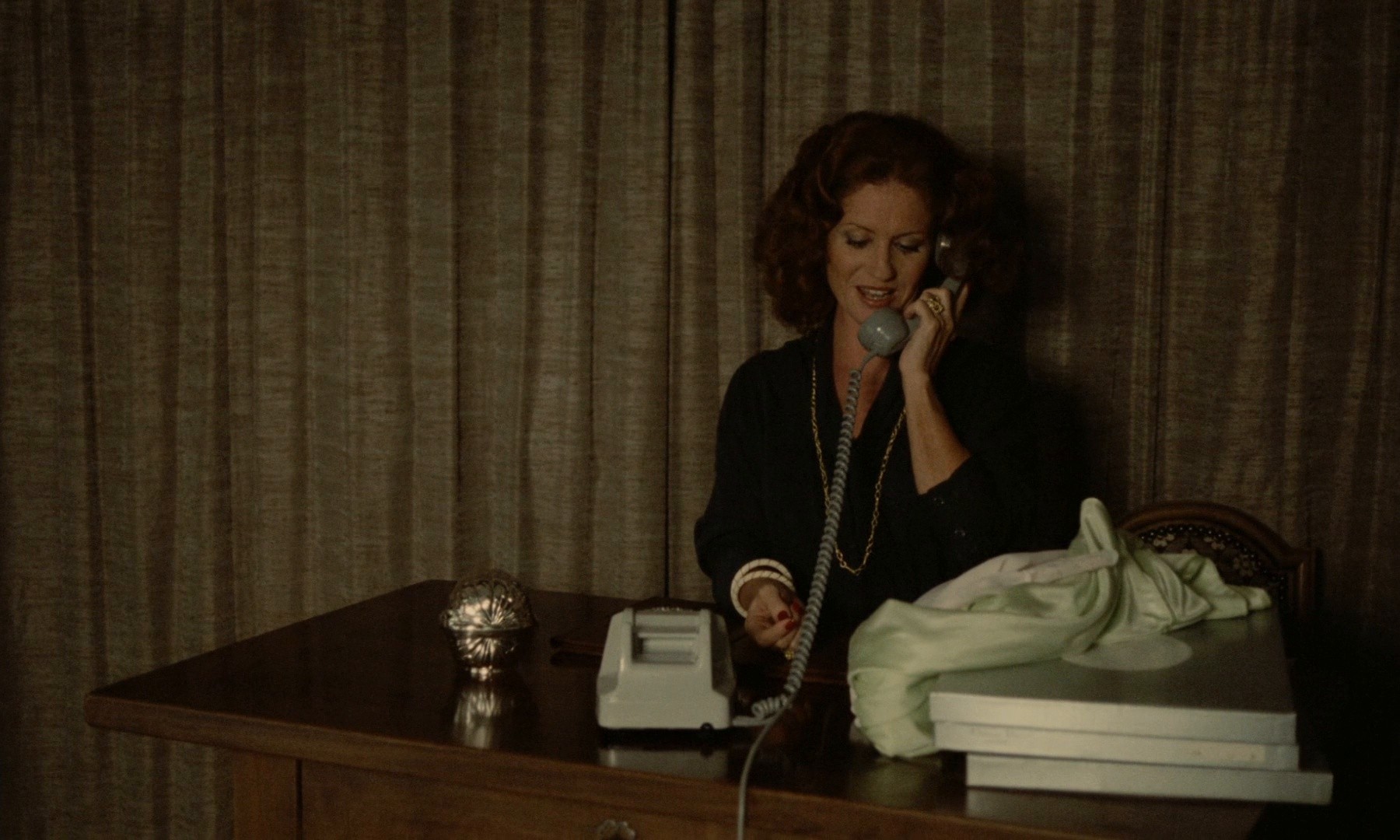 The Man Who Loved Women (1977) —  shot,  lighting