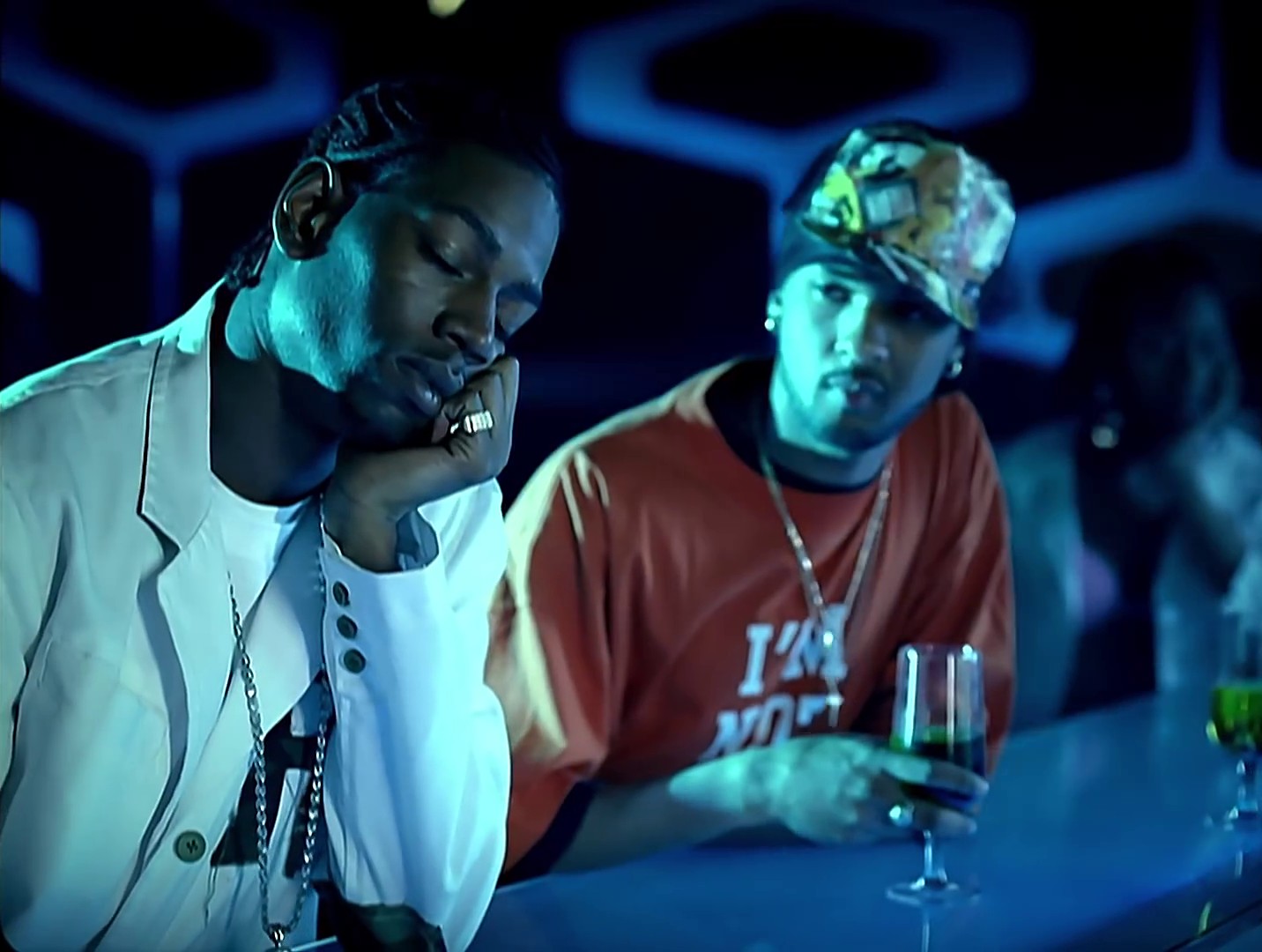 Pon de Replay (2005) —  shot,  lighting