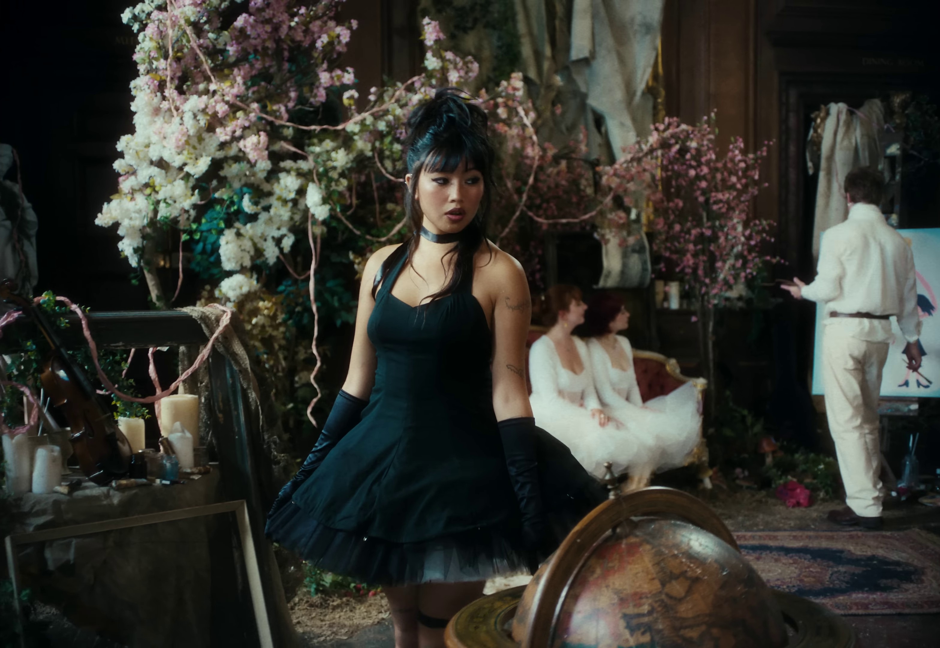 The way things go (2023) —  shot,  lighting