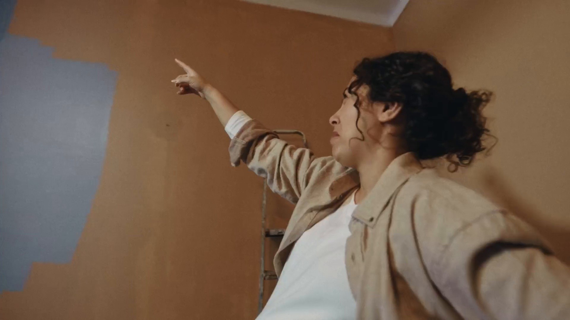 Omo - My Algeria (DC) (2024) —  shot,  lighting