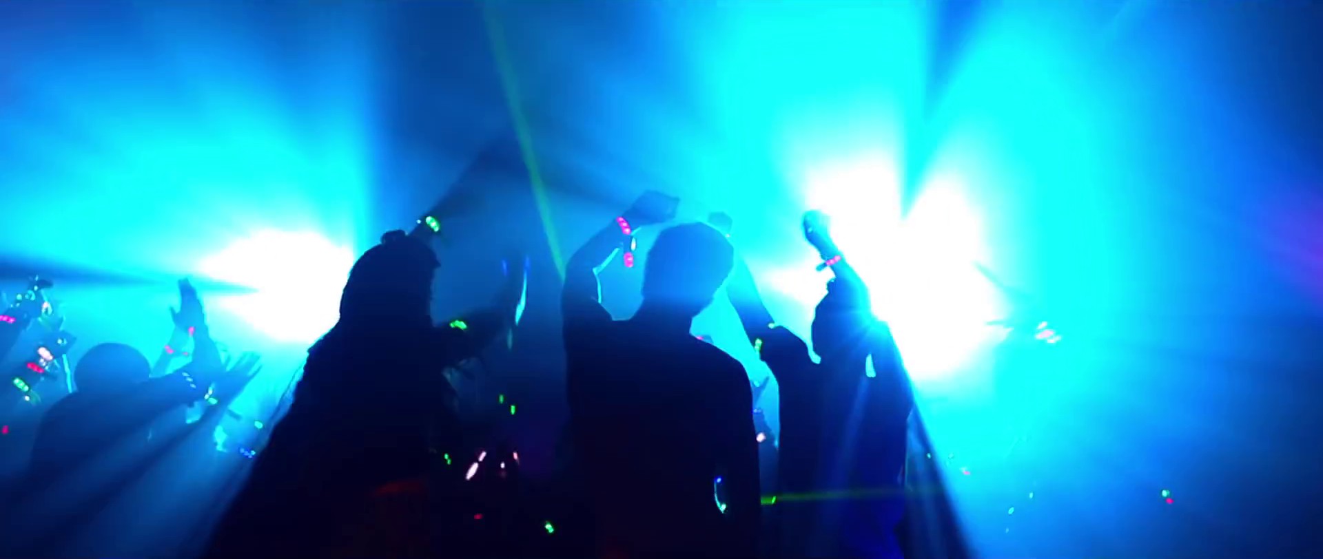 Charlie Brown (2012) —  shot,  lighting