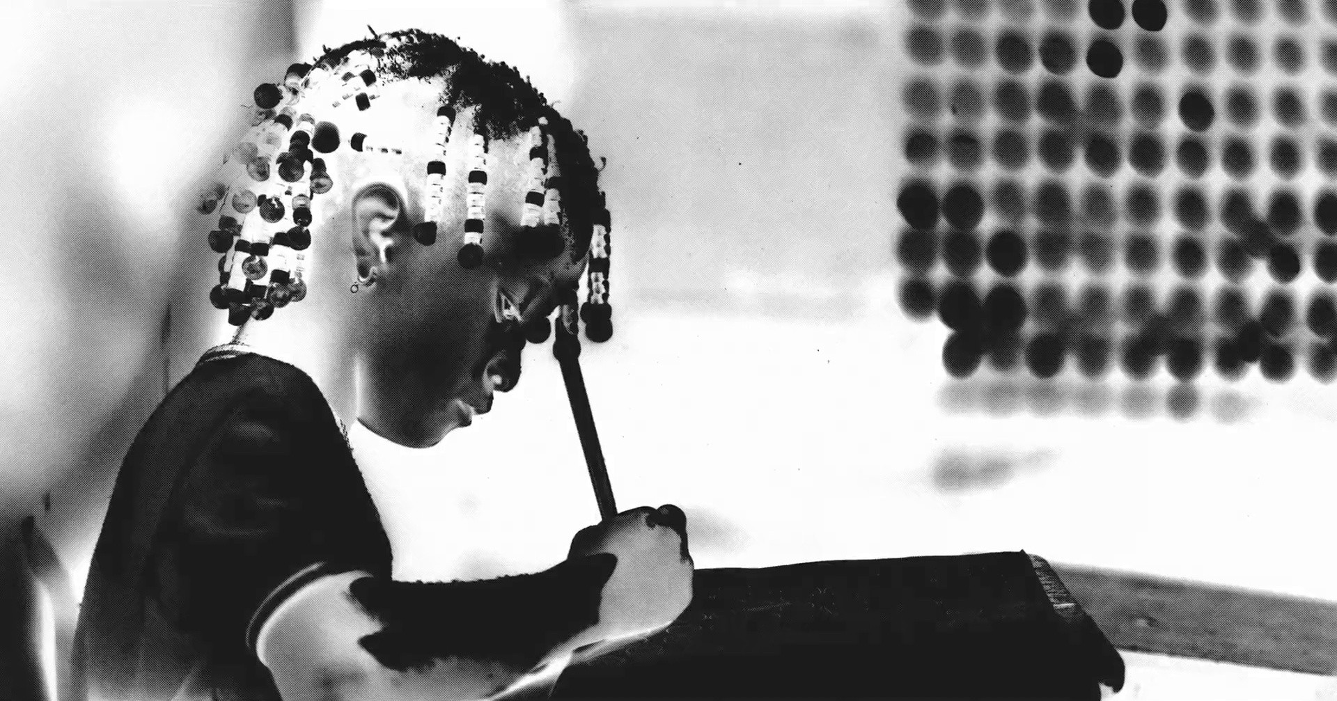 Salsa Y Clase (2024) —  shot,  lighting