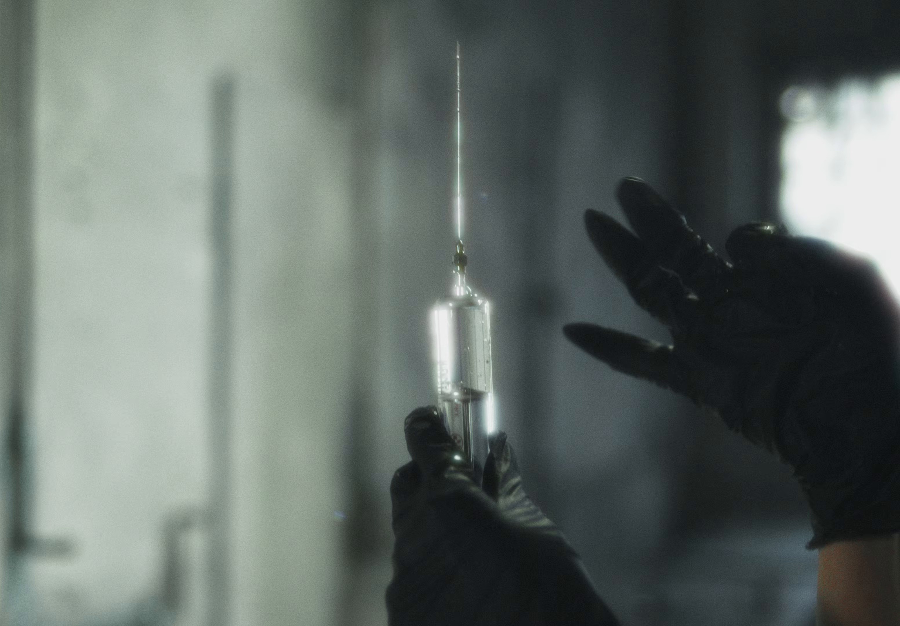 VV (2025) —  shot,  lighting