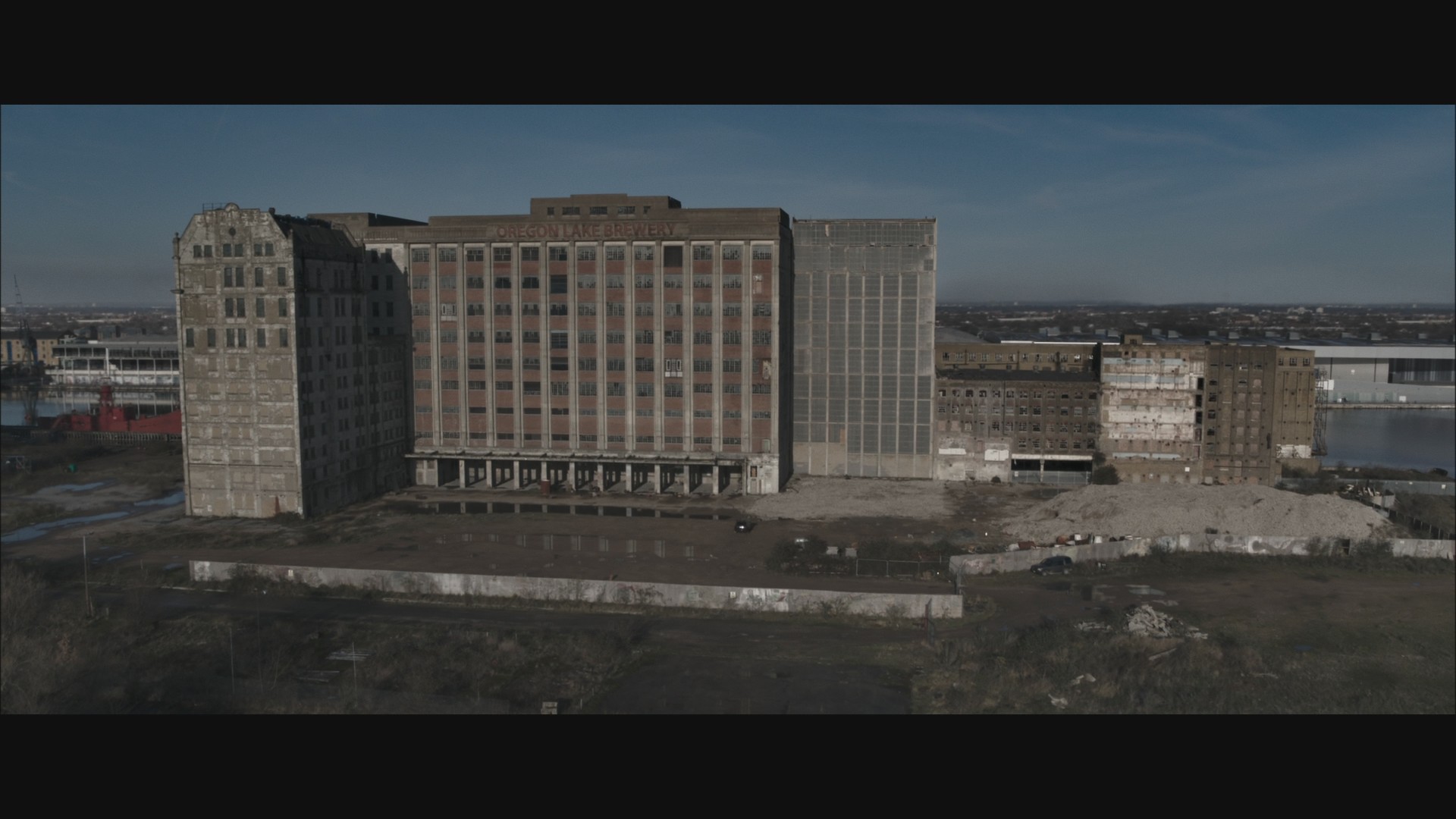 The Marine 6: Close Quarters (2018) —  shot,  lighting