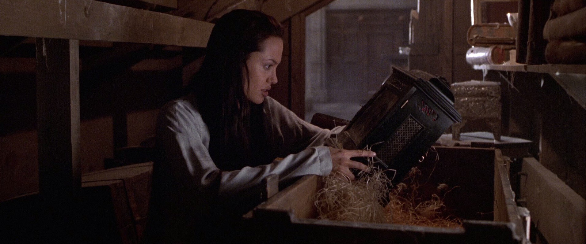 Lara Croft: Tomb Raider (2001) —  shot,  lighting