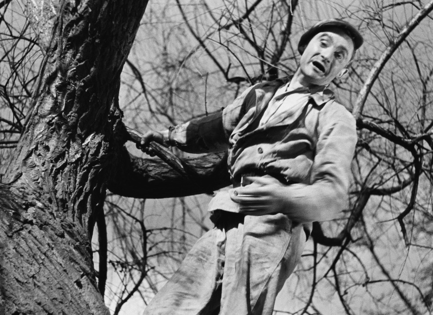 It Happened at the Inn (1943) —  shot,  lighting