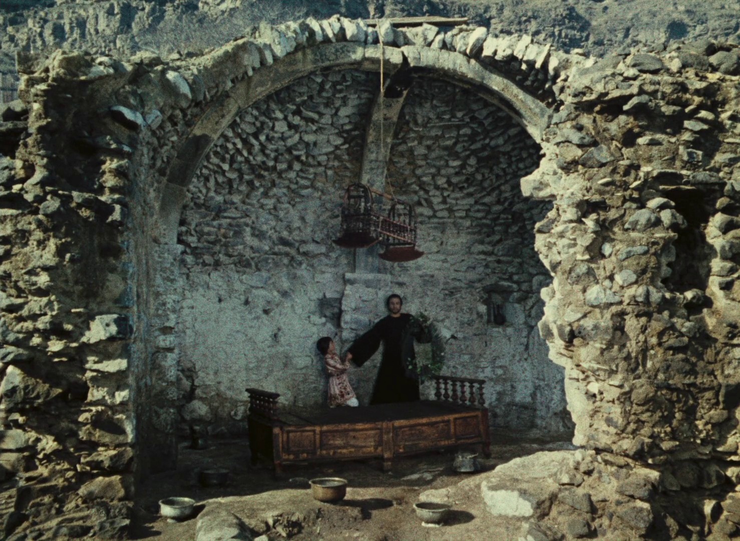 The Color of Pomegranates (1970) —  shot,  lighting