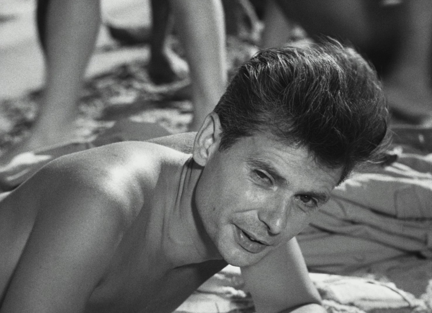 Normandie - Niémen (1960) —  shot,  lighting