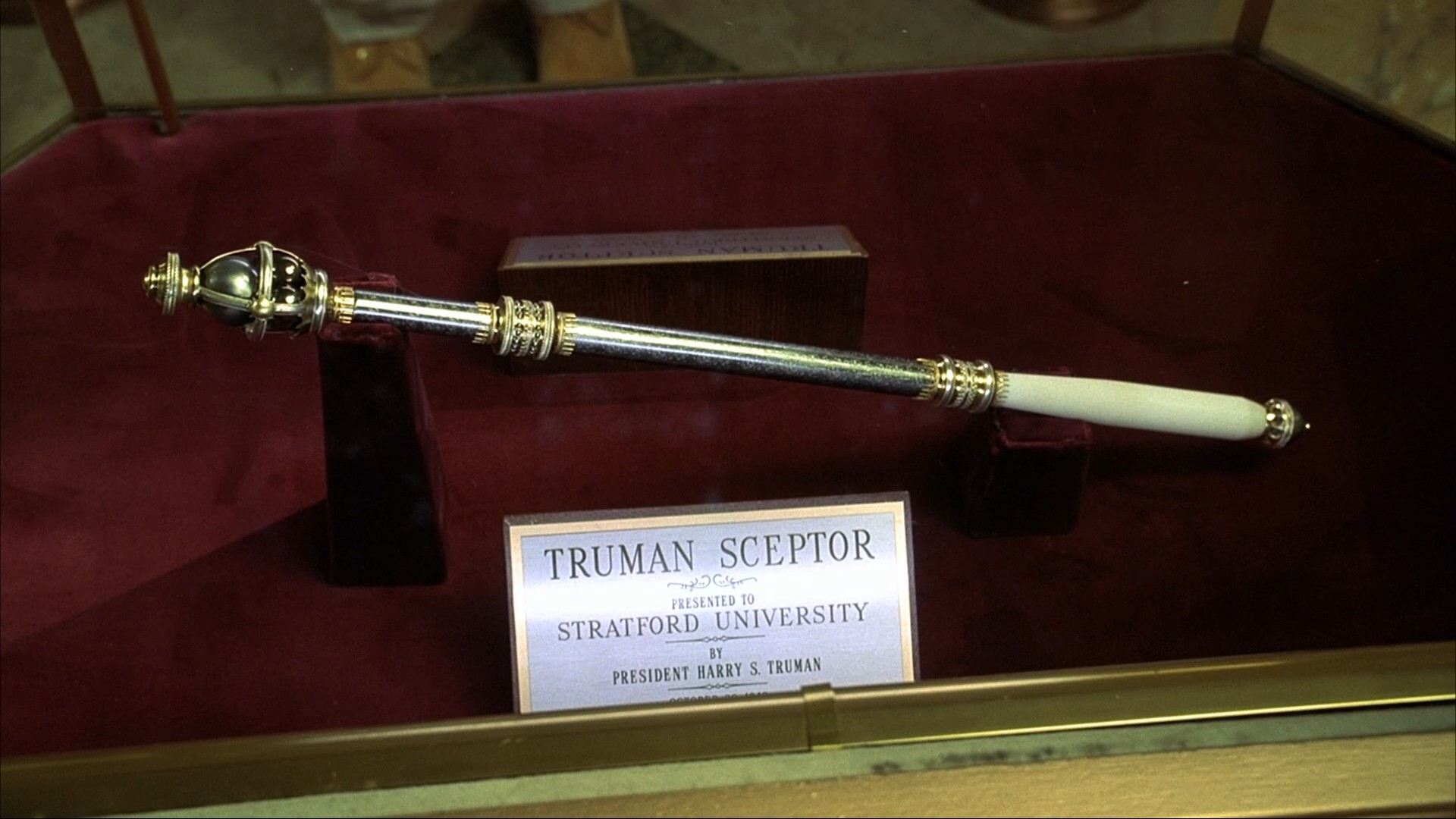 Senseless (1998) —  shot,  lighting