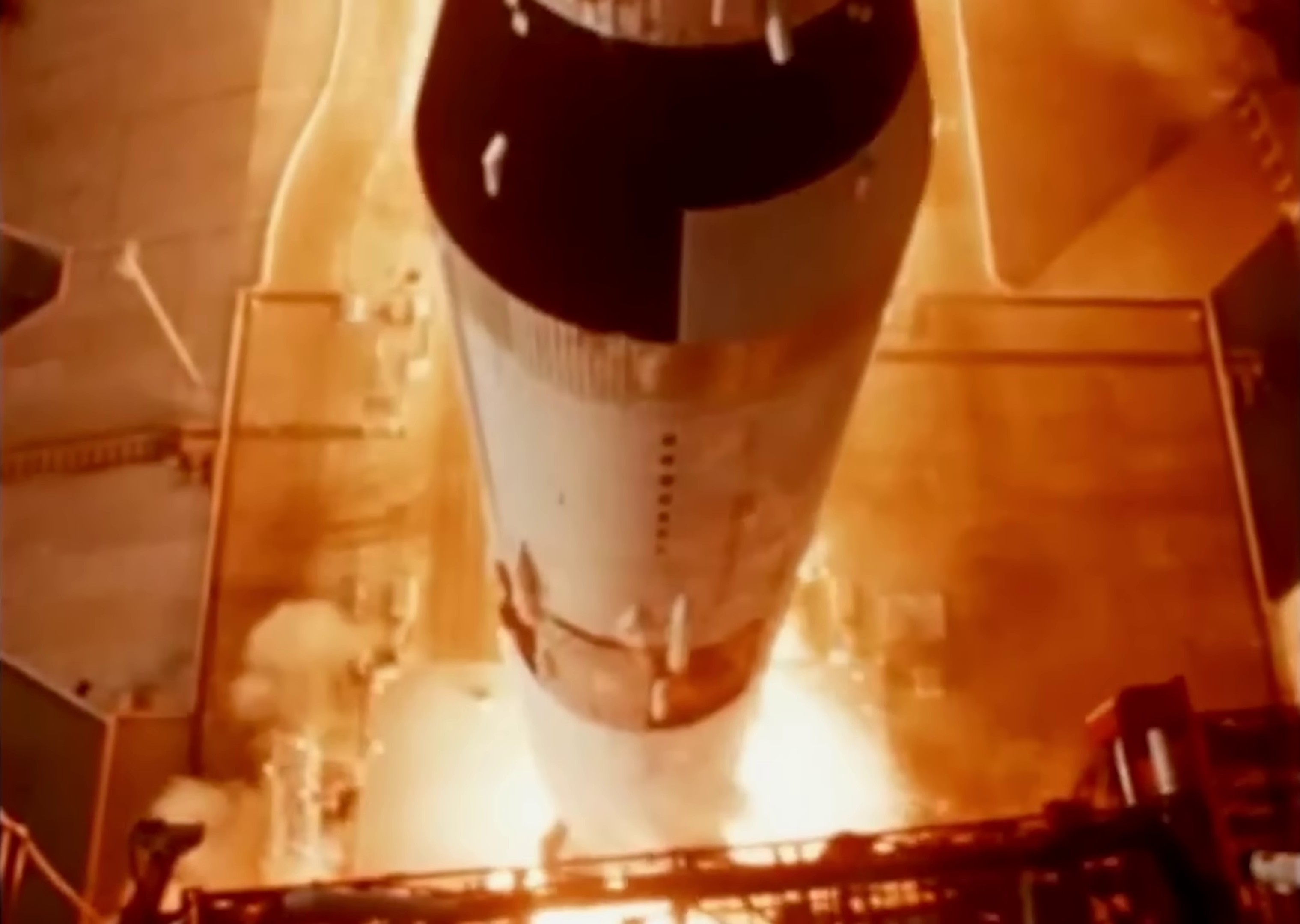 Dopamine (First Dose) (2024) —  shot,  lighting