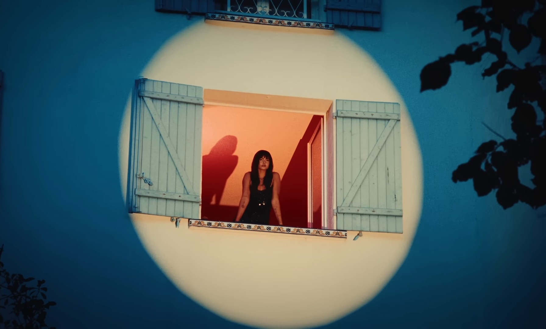 rodéo (2024) —  shot,  lighting