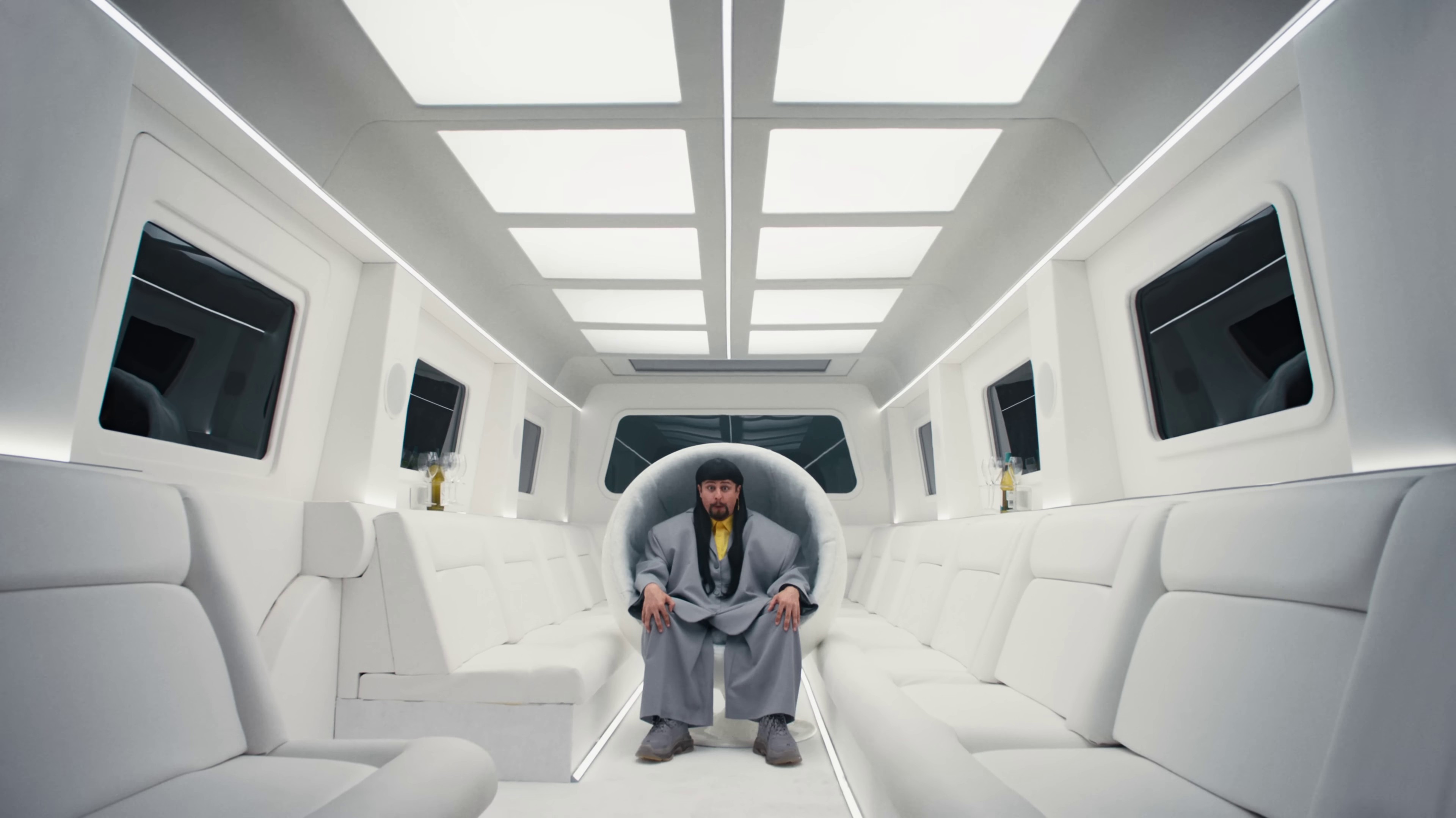 Bounce  (2023) —  shot,  lighting