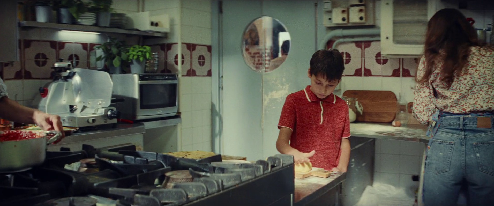 UniCredit | Homecoming (2023) —  shot,  lighting