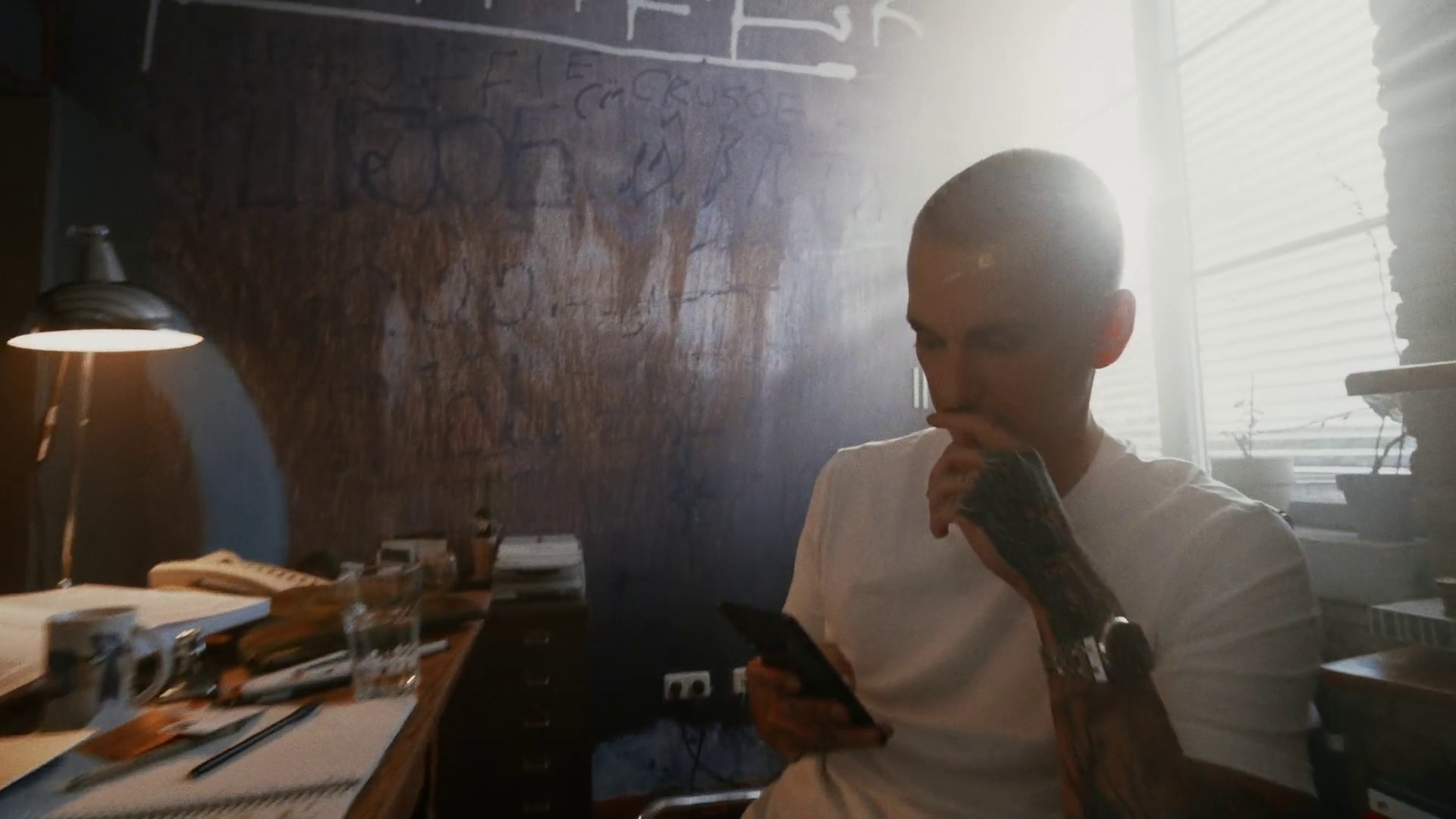 Opel Mokka x Willy (2022) —  shot,  lighting