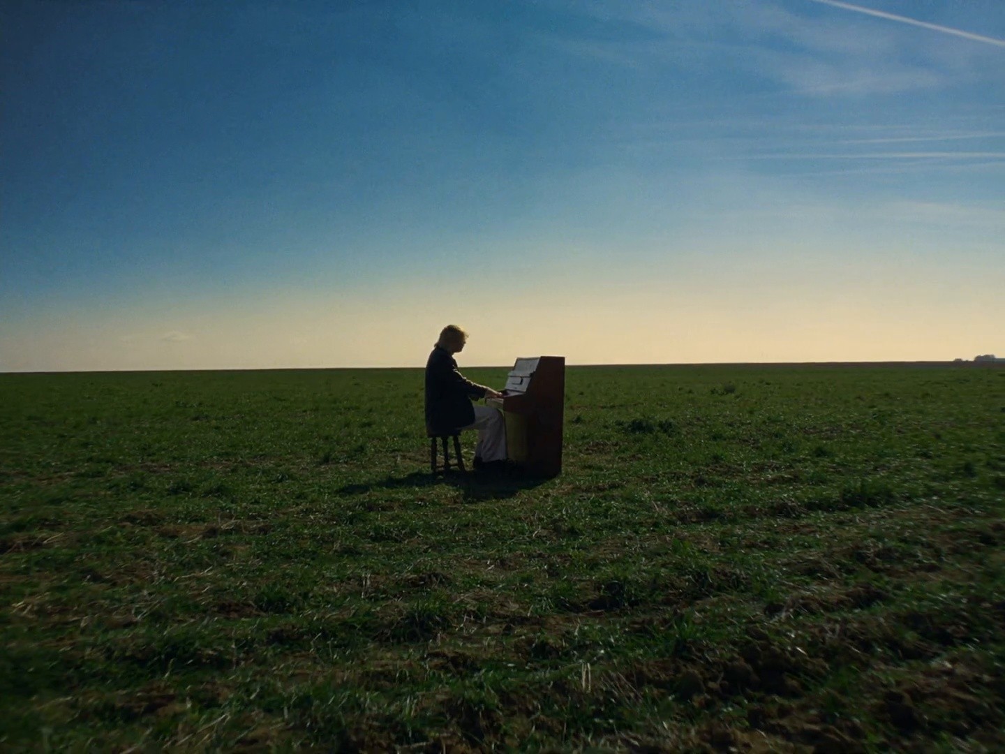 Hardcore (2025) —  shot,  lighting