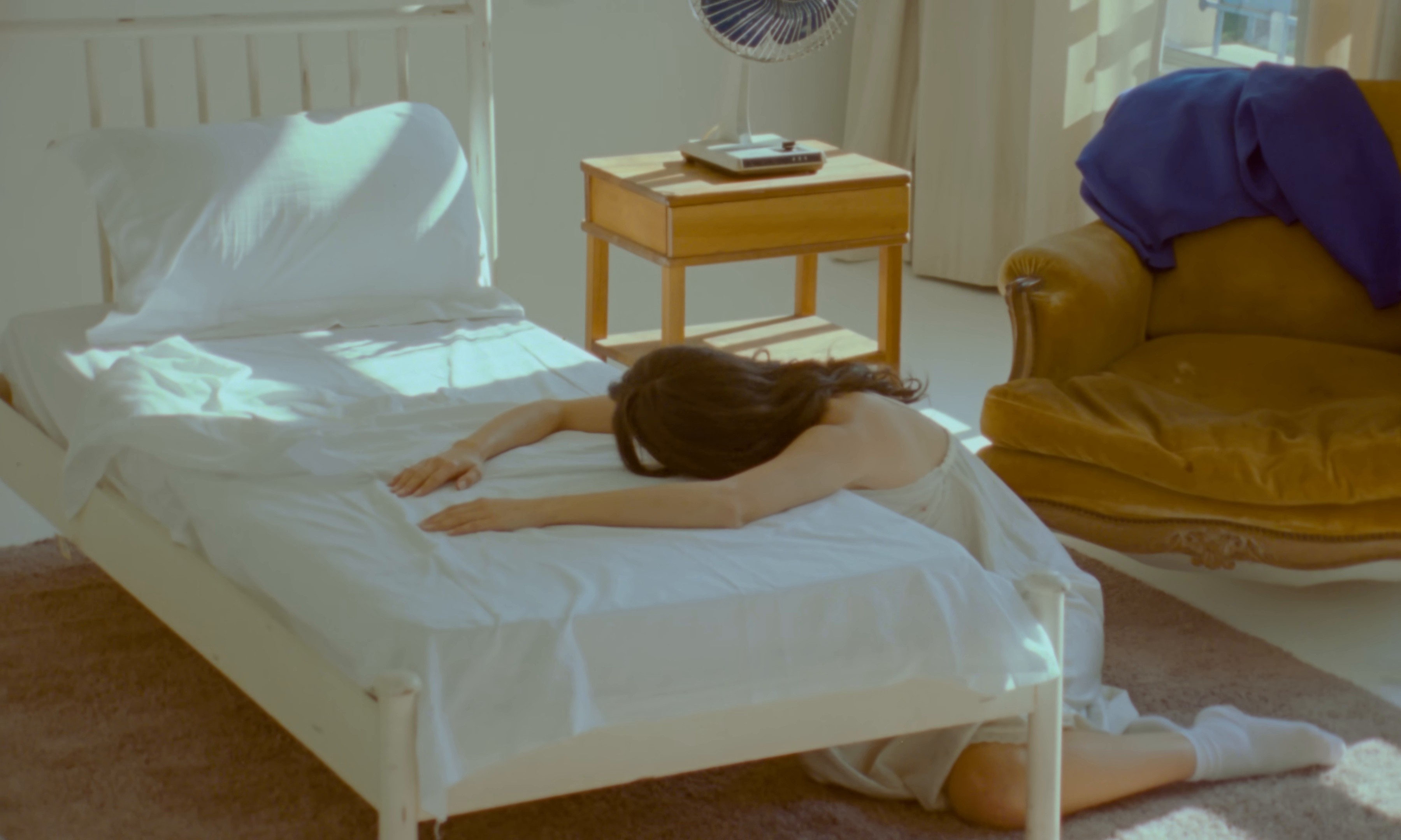 Cadela (2025) —  shot,  lighting