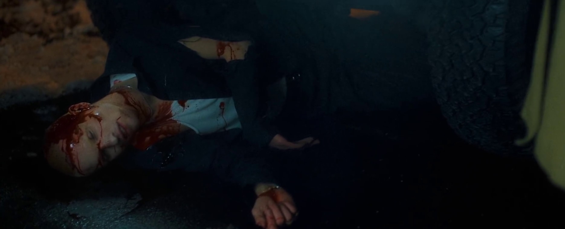 45 Fahrenheit Girl  (2021) —  shot,  lighting