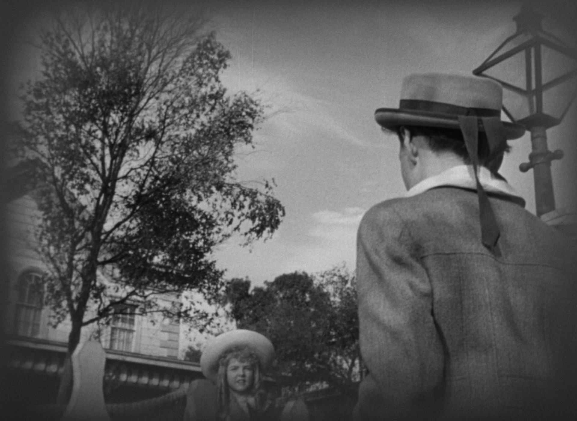 The Magnificent Ambersons (1942) —  shot,  lighting