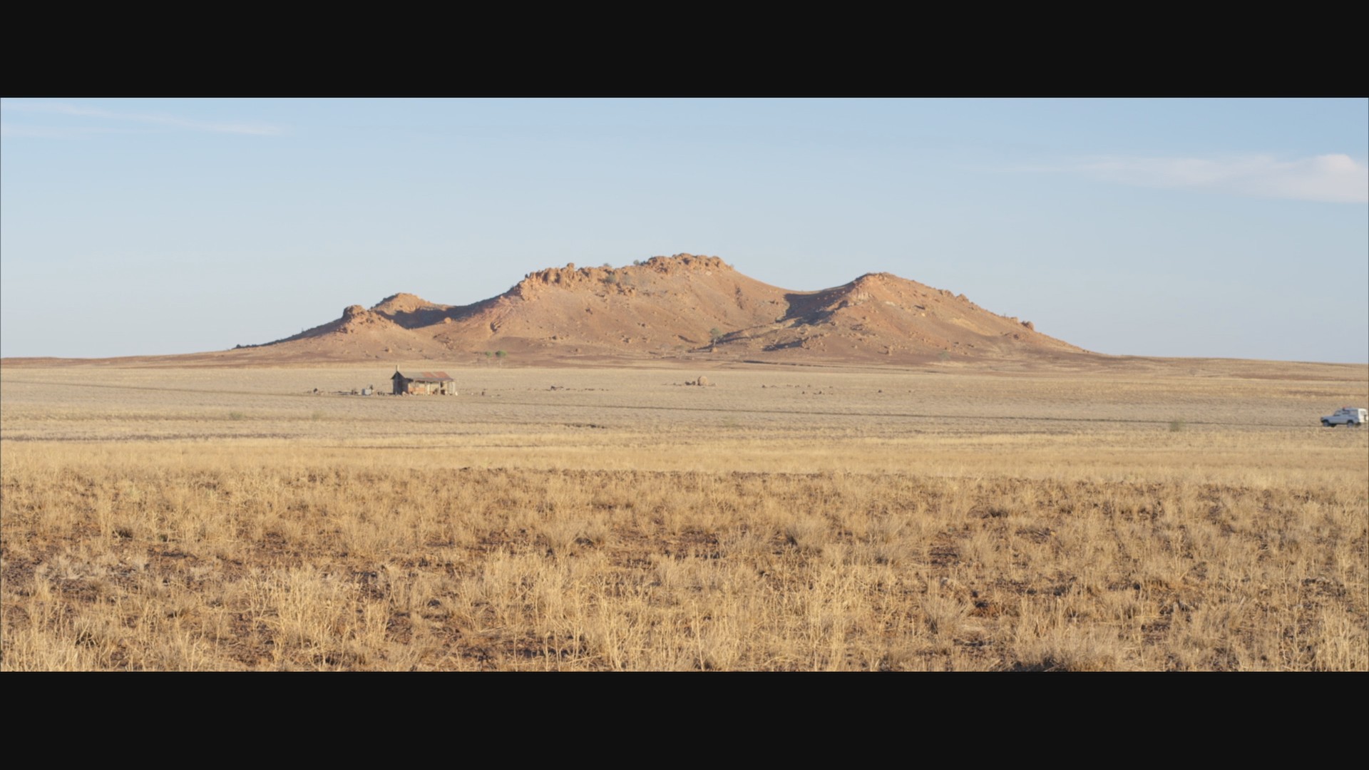 Goldstone (2016) —  shot,  lighting