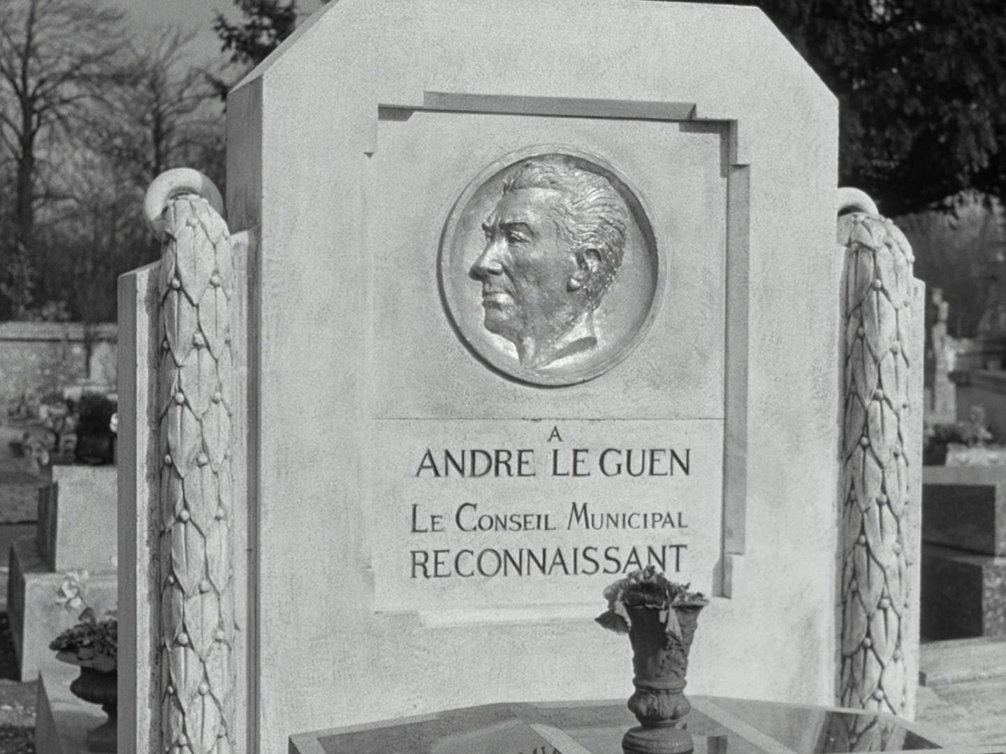 Le dossier noir (1955) —  shot,  lighting