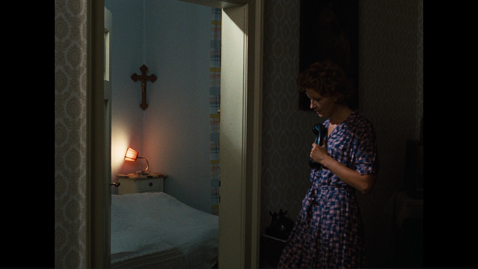 The Merchant of Four Seasons (1972) —  shot,  lighting