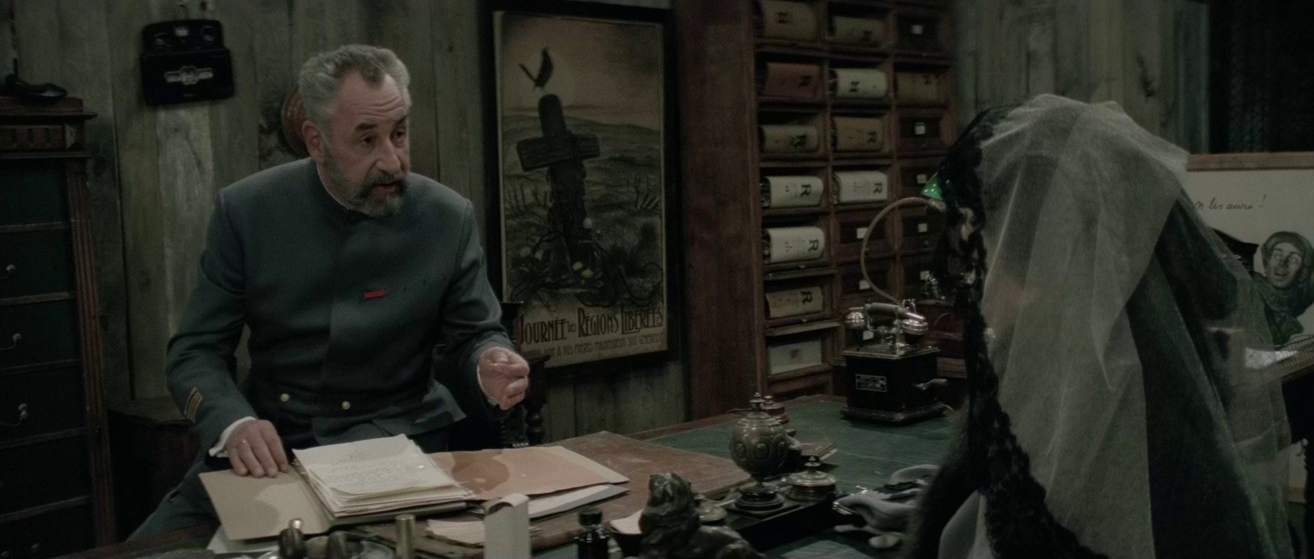 La vie et rien d'autre (1989) —  shot,  lighting