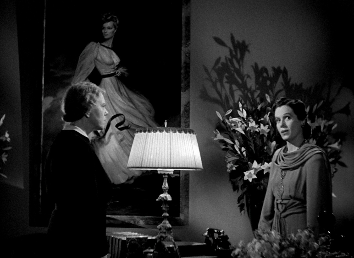 The Uninvited (1944) —  shot,  lighting