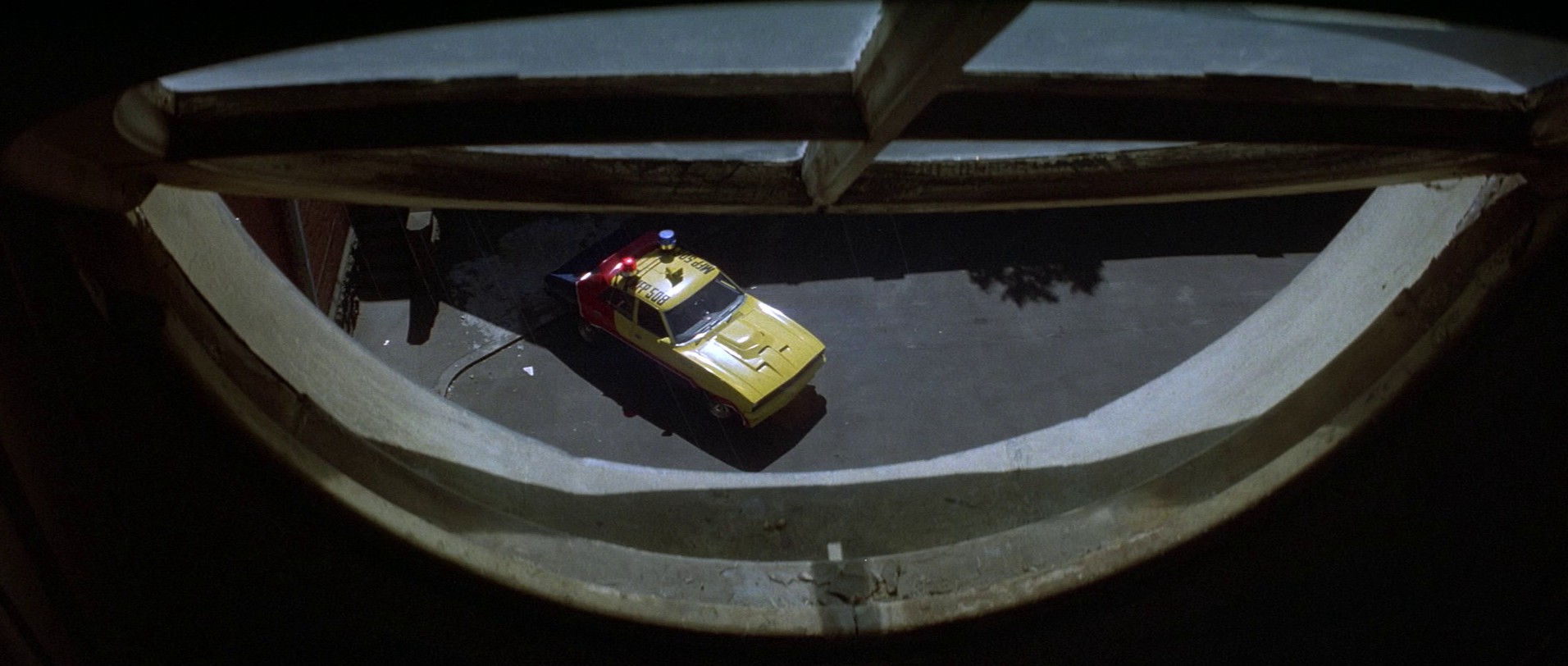 Mad Max (1979) —  shot,  lighting