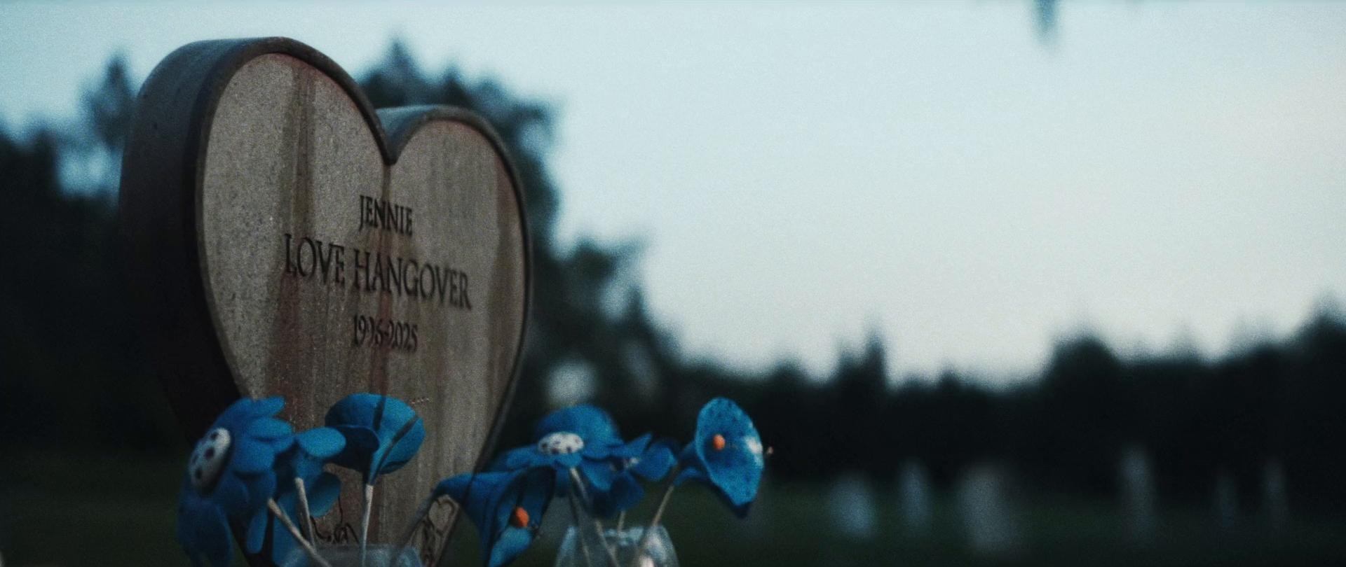 Love Hangover (2025) —  shot,  lighting