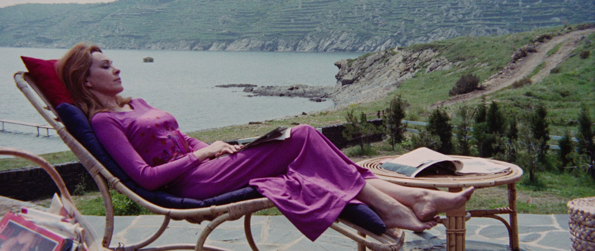 Death Walks on High Heels (1971) —  shot,  lighting