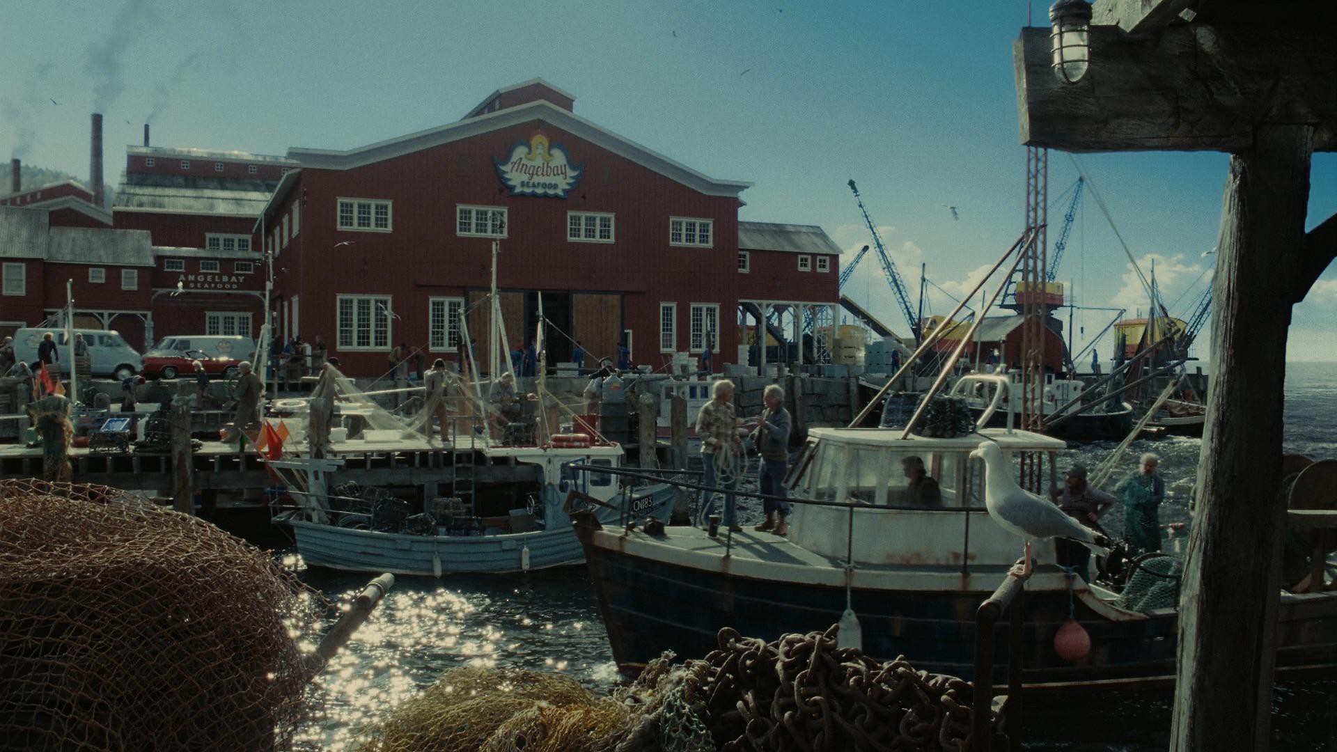 Dark Shadows (2012) —  shot,  lighting