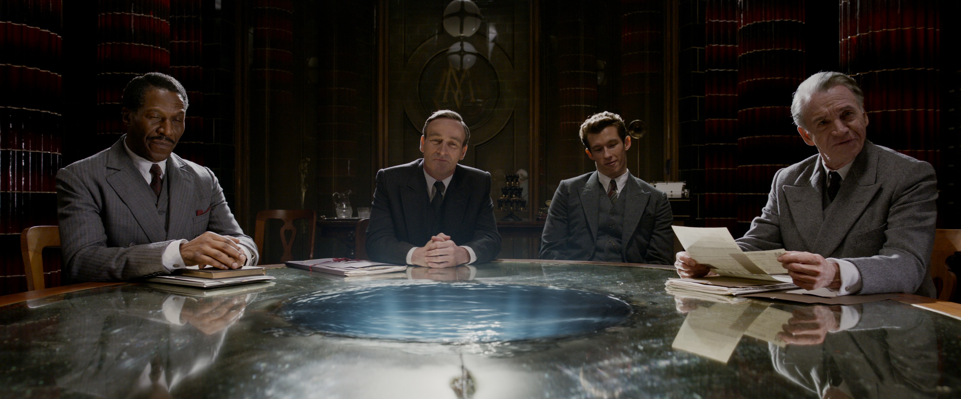 Fantastic Beasts: The Crimes of Grindelwald (2018) —  shot,  lighting