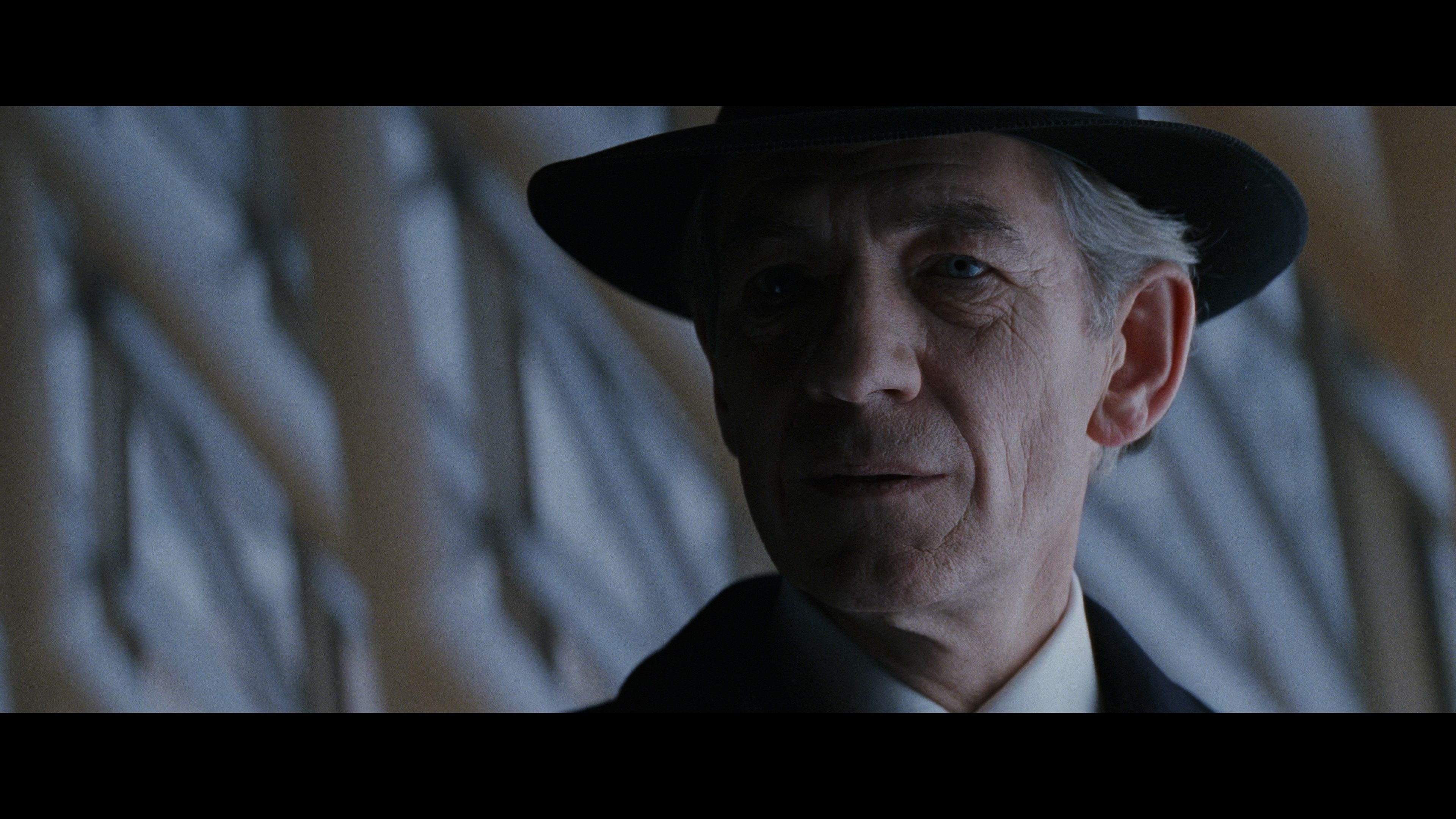 X-Men (2000) —  shot,  lighting