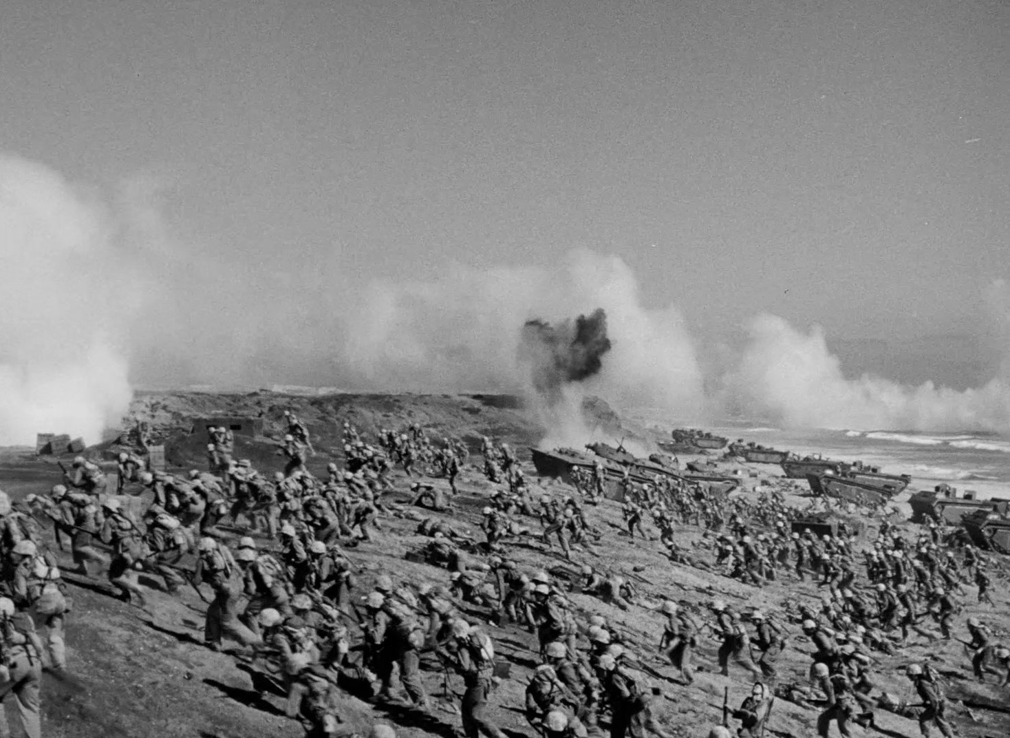 Sands of Iwo Jima (1949) —  shot,  lighting