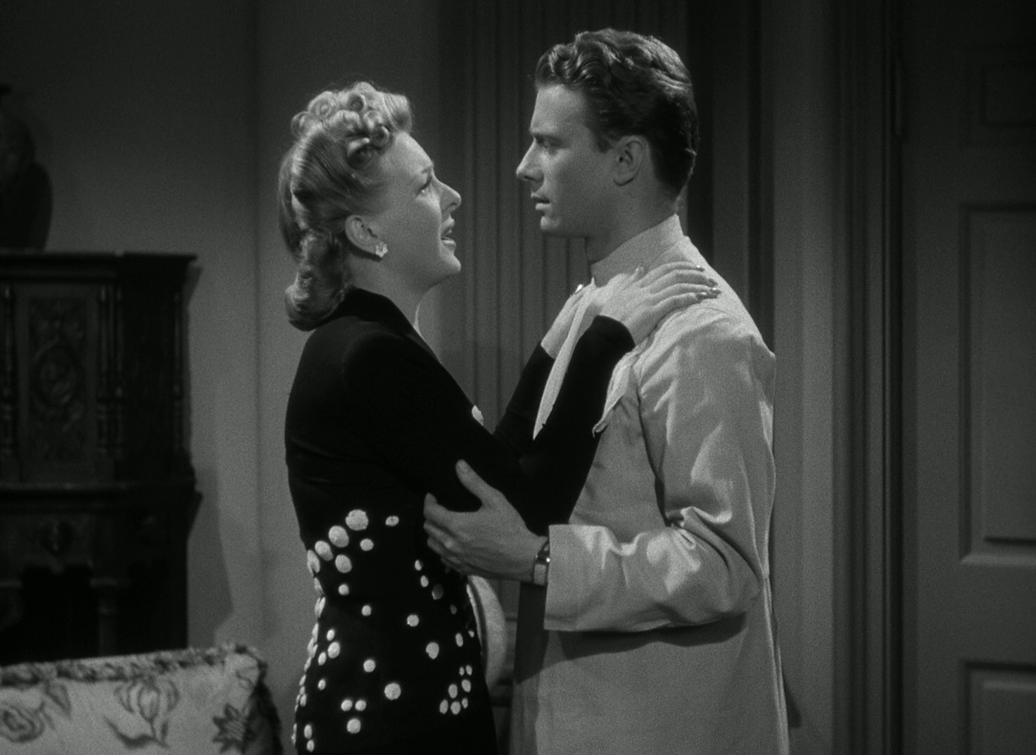 The Mad Ghoul (1943) —  shot,  lighting