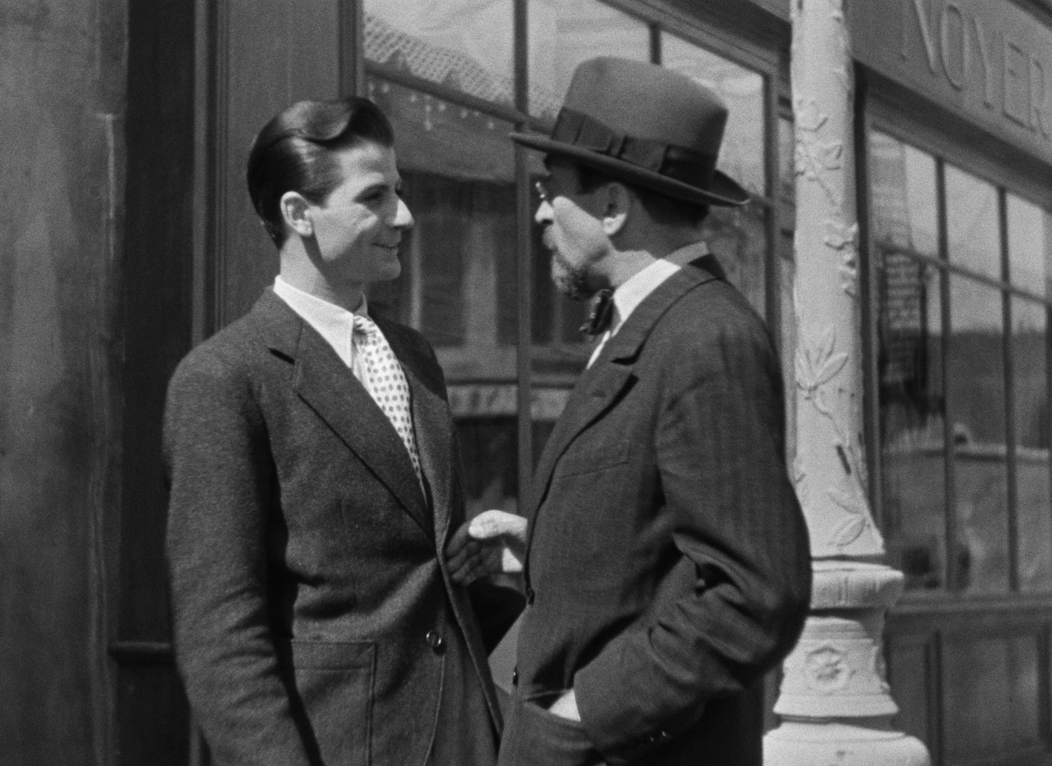 Us Kids (1941) —  shot,  lighting