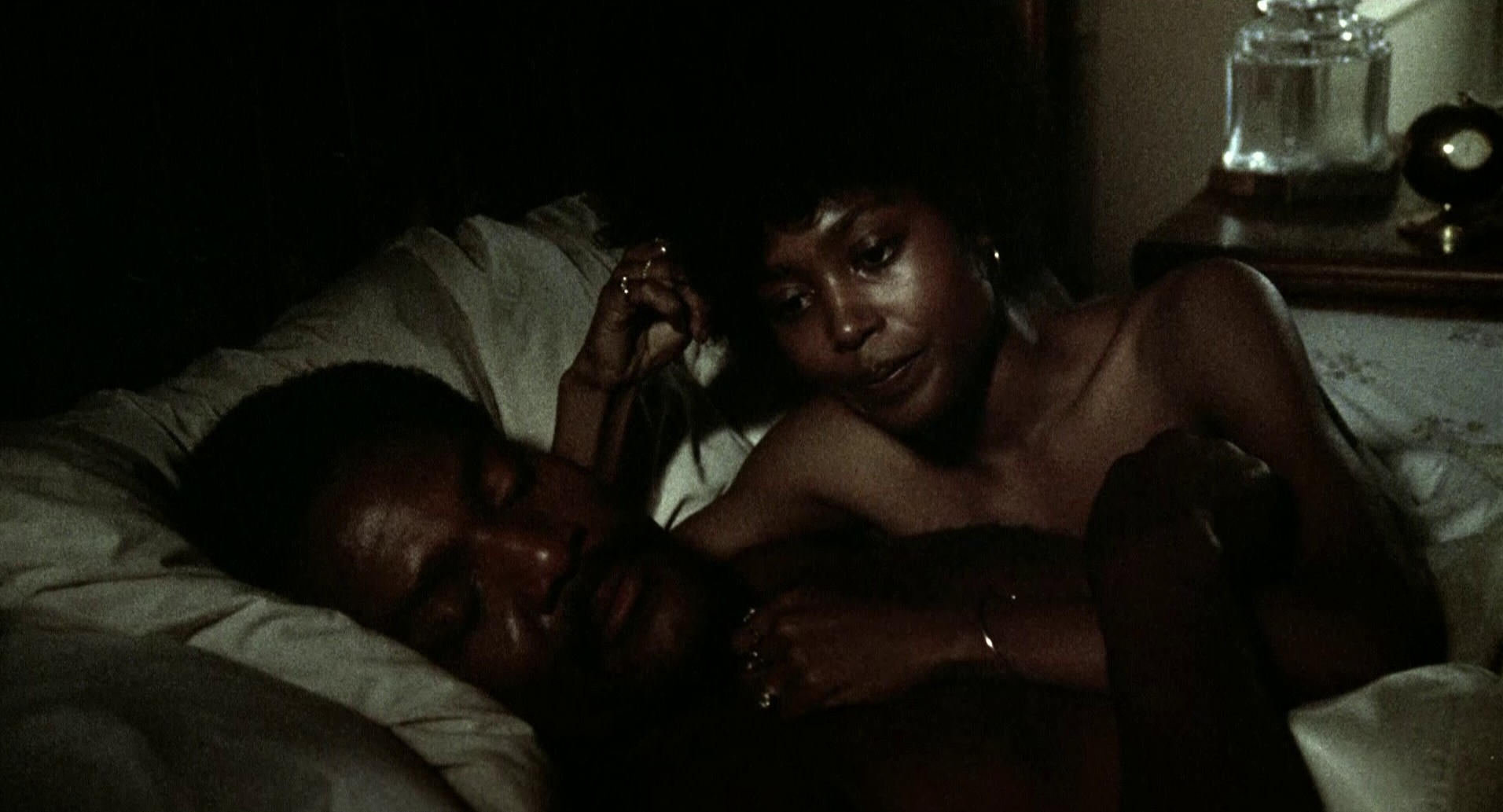 Black Gunn (1972) —  shot,  lighting