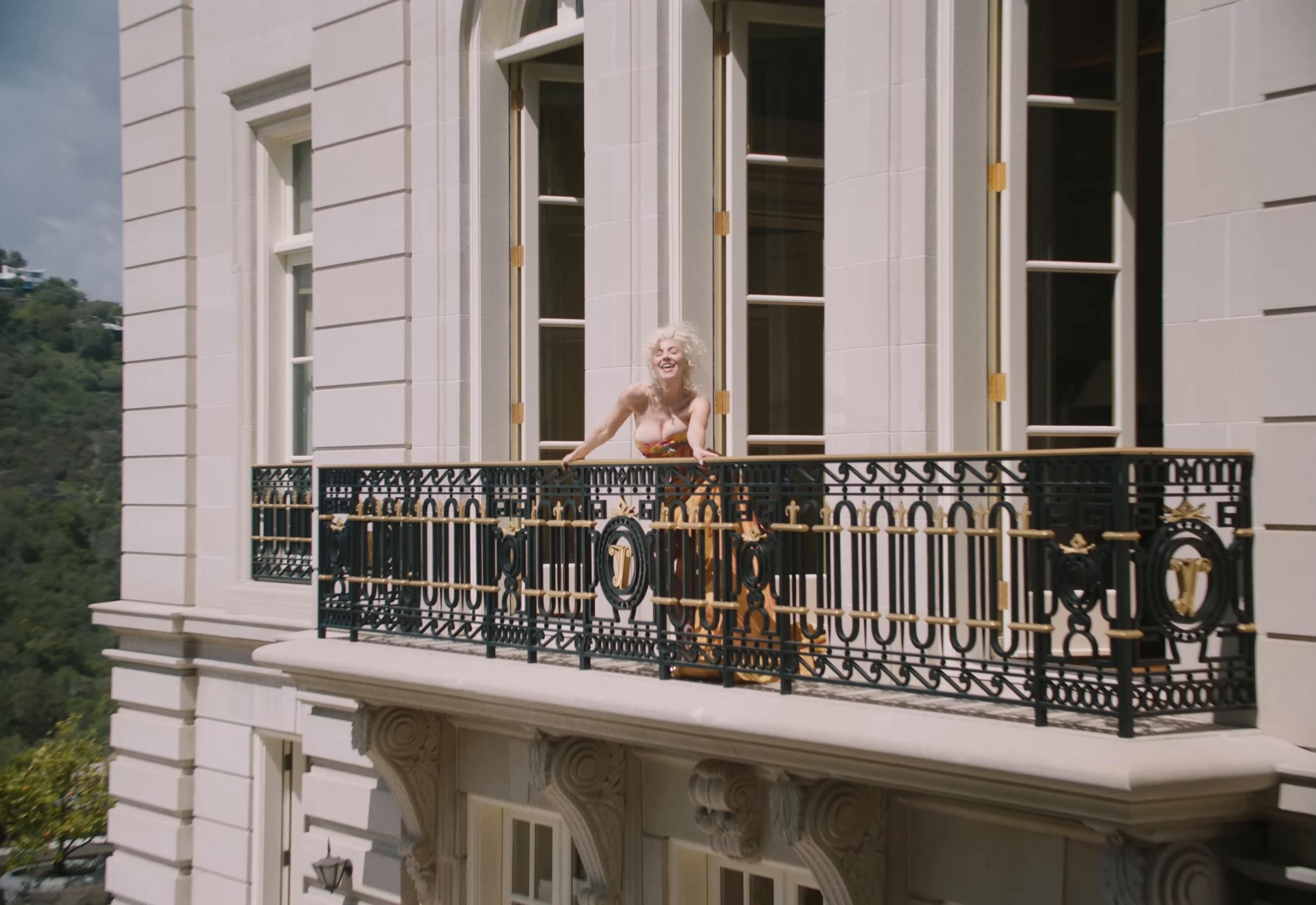 CUNTISSIMO (2025) —  shot,  lighting