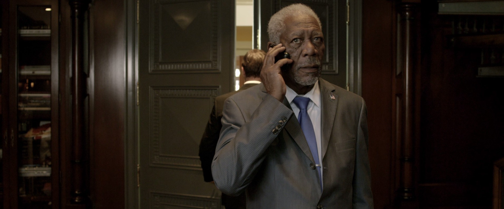 Momentum (2015) —  shot,  lighting