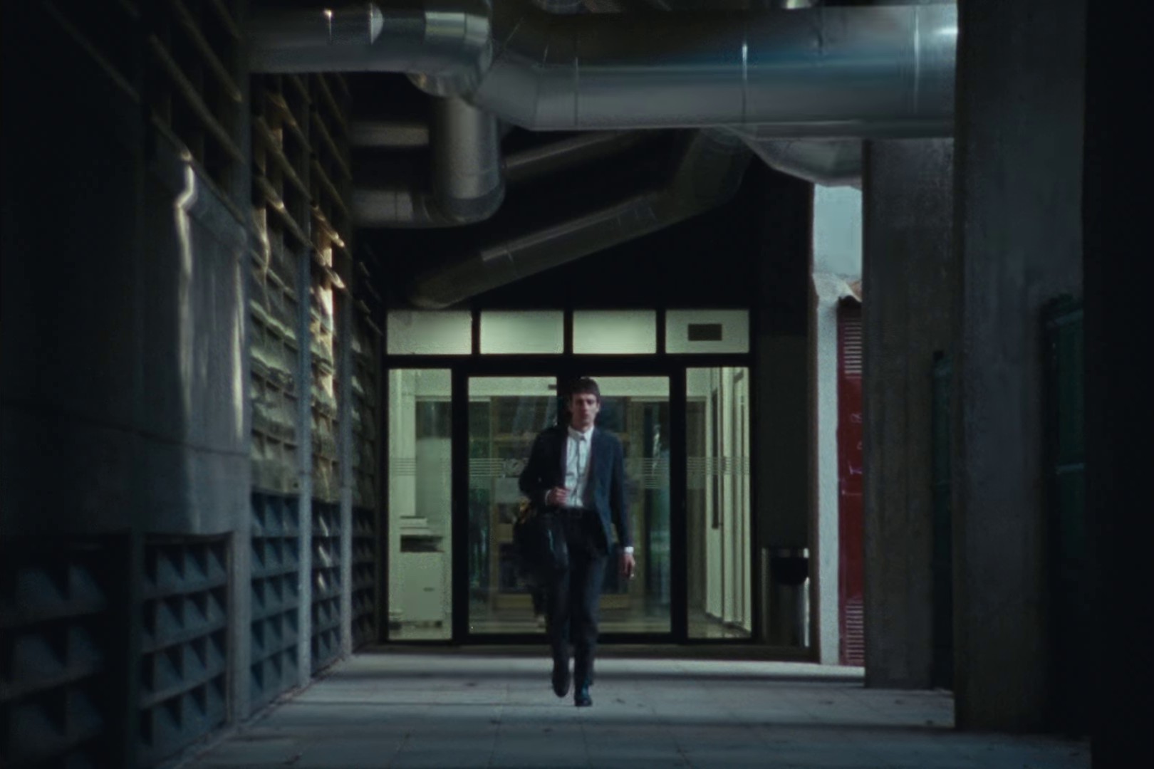 MENTIROSO (2024) —  shot,  lighting