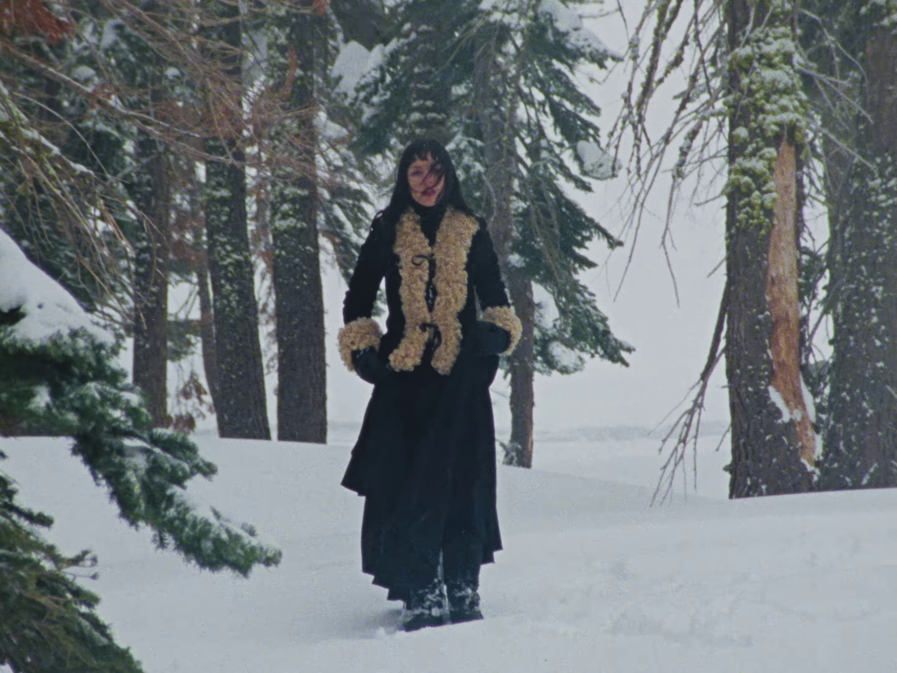 Lejos De Ti (2024) —  shot,  lighting