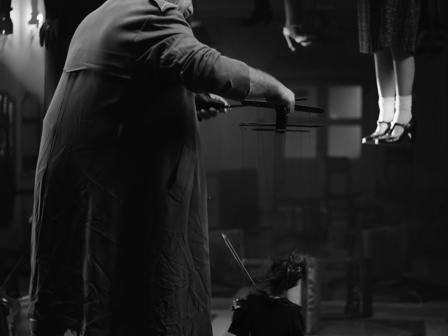 Alle Tage ist kein Sonntag (2020) —  shot,  lighting