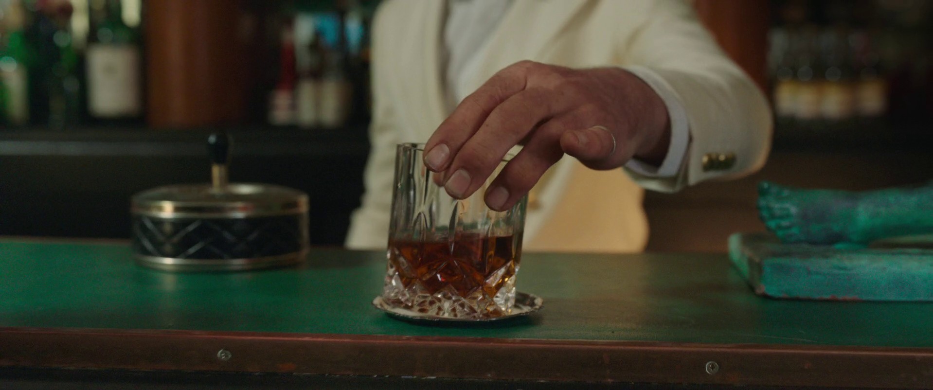 Waiting for Bojangles (2021) —  shot,  lighting