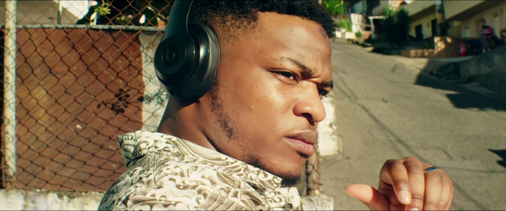 Medellín (2019) —  shot,  lighting