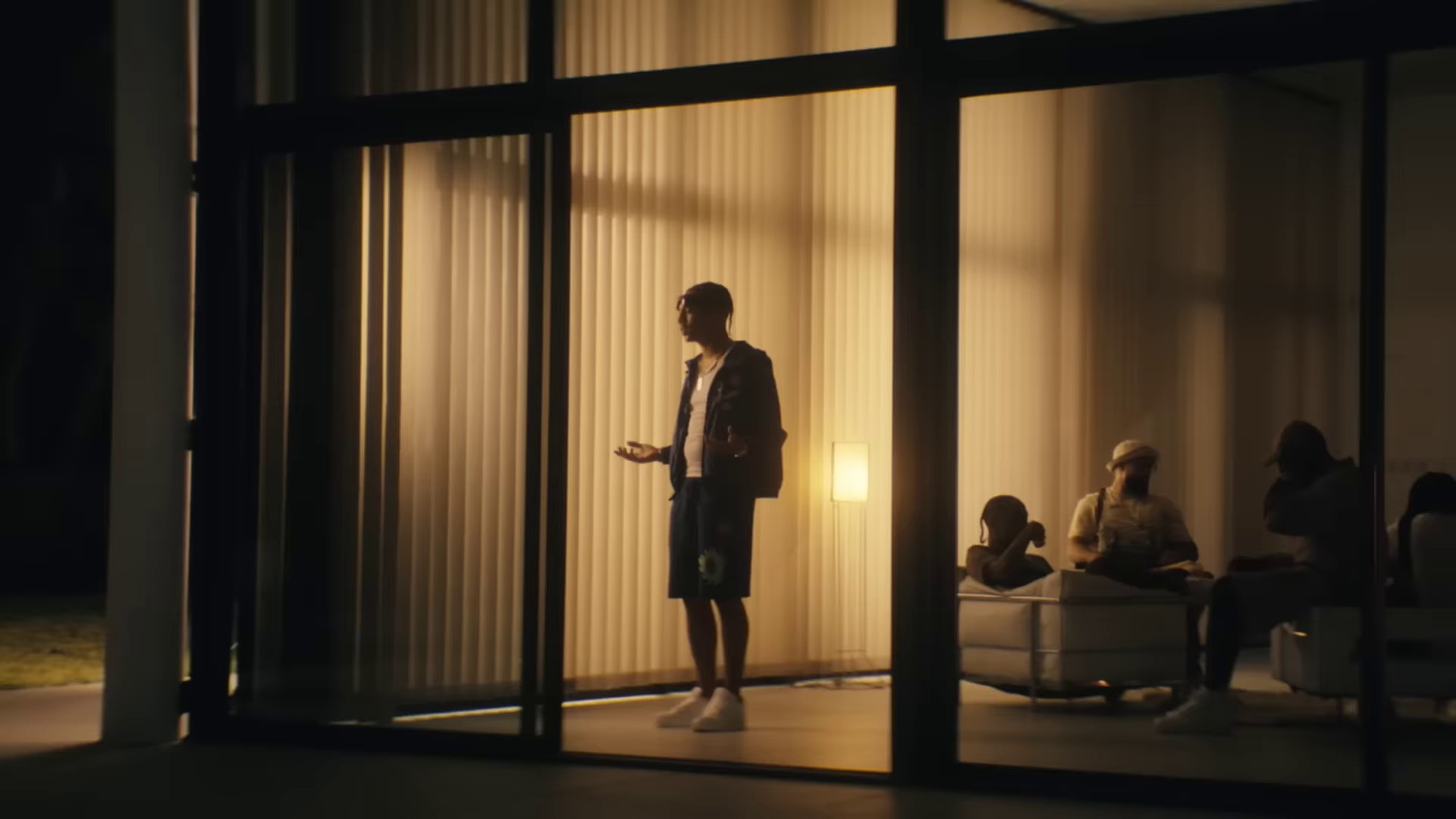 QUALI (2023) —  shot,  lighting